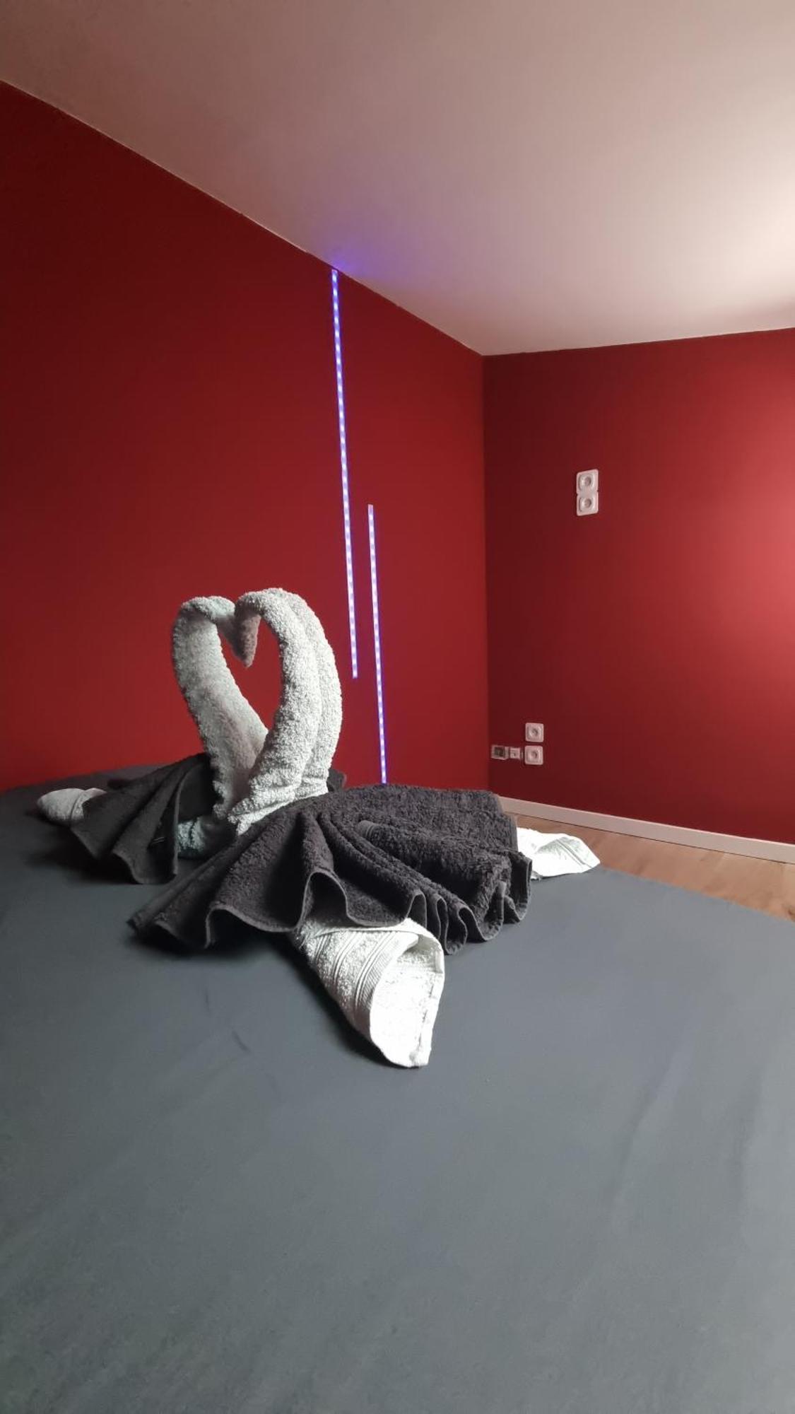 Appartement Romantique Climatise Belorizon - 30 Min De La Mer Pignans Экстерьер фото